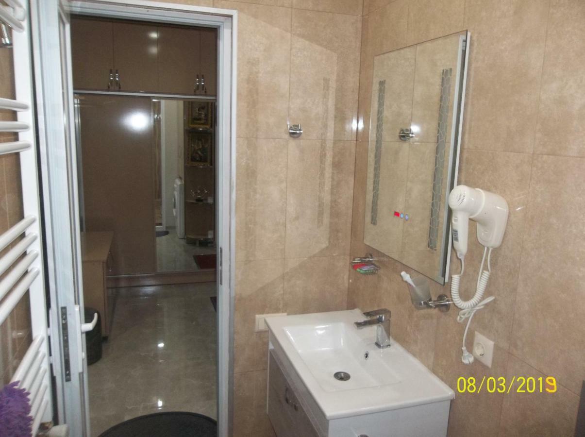 Мате Apartment บาทูมิ ภายนอก รูปภาพ
