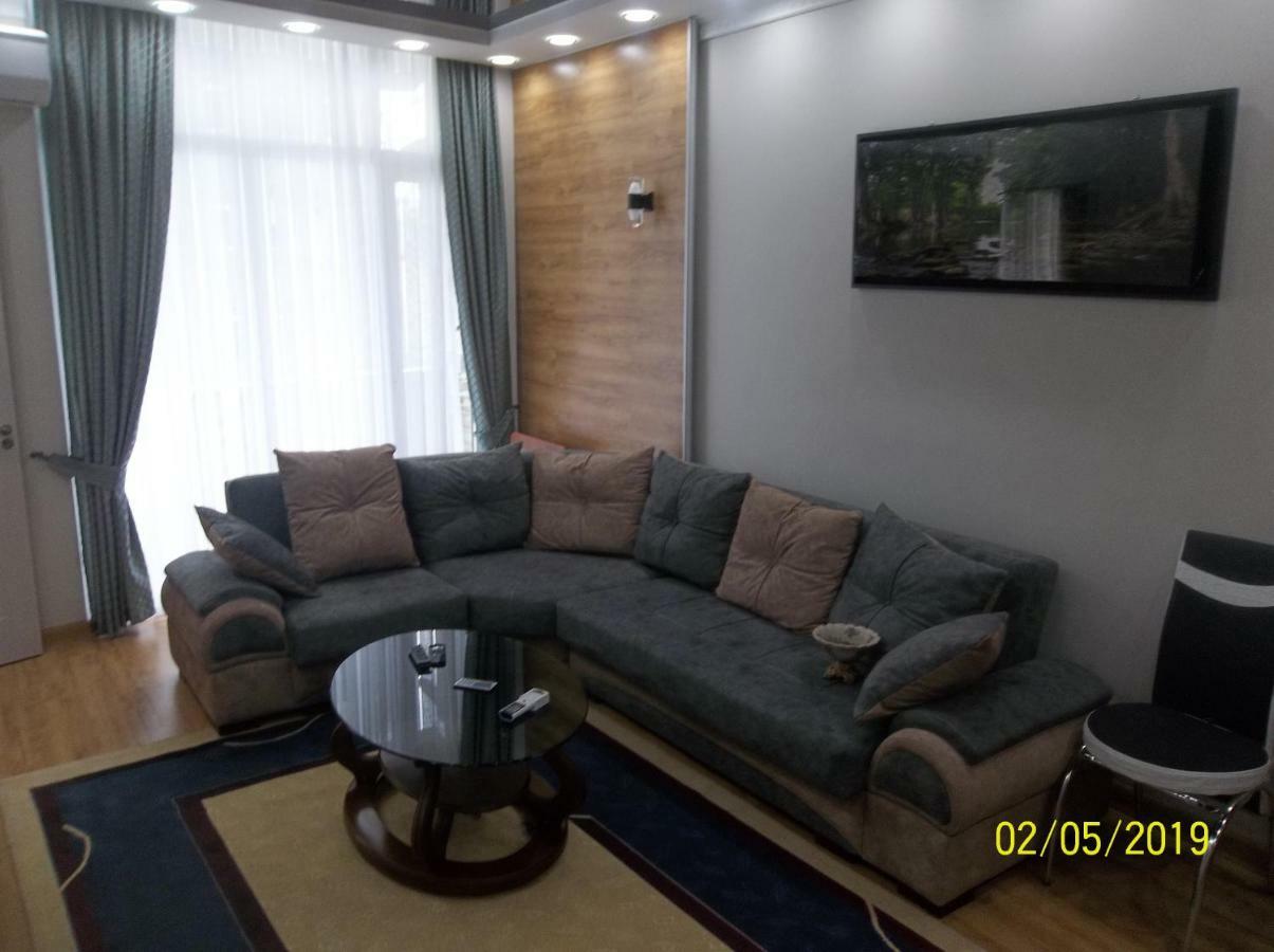 Мате Apartment บาทูมิ ภายนอก รูปภาพ