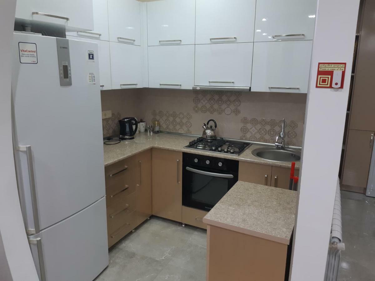 Мате Apartment บาทูมิ ภายนอก รูปภาพ